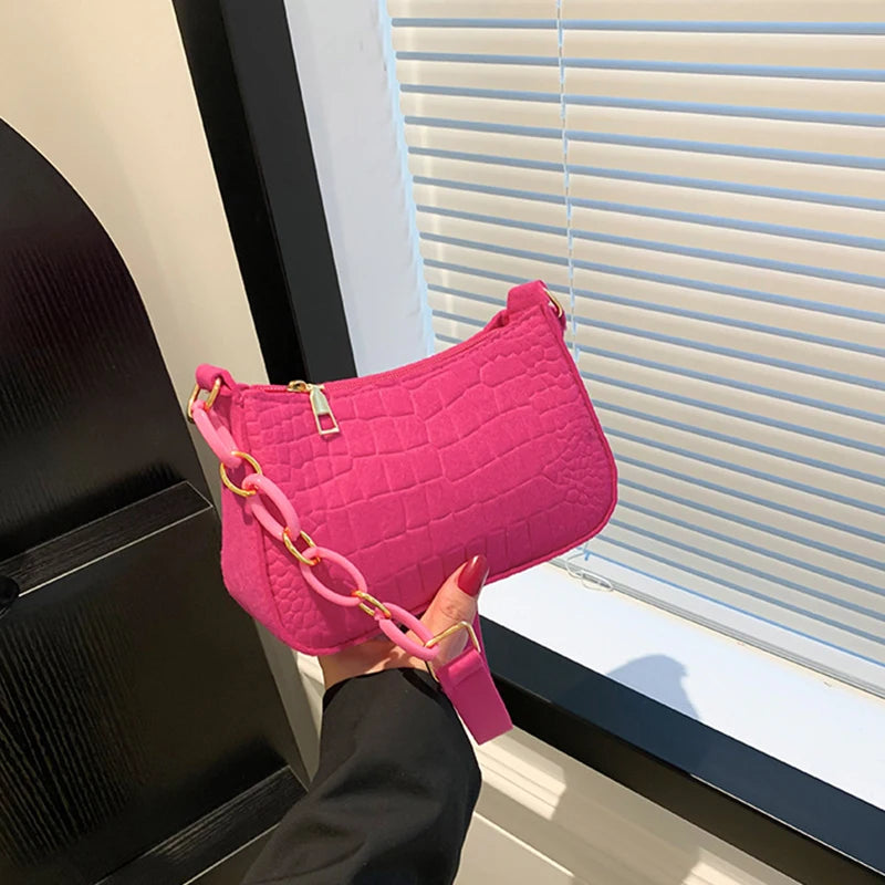 Popular Retro Gentle Temperament Small Square Bag 2023 Fall Shoulder Handheld Fashion Casual Yankee Underarm Small Square Bag